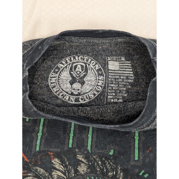 Affliction Men's T-Shirt Live Fast Indian Skull Head AOP Goth Punk MMA M Medium - Picture 4 of 8